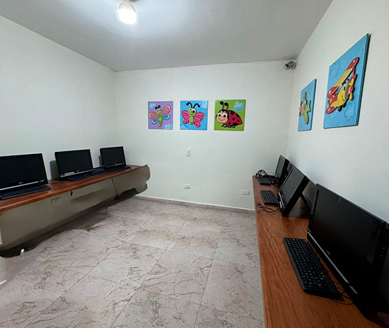 CENTRO EDUCATIVO MARÍA AUXILIADORA
