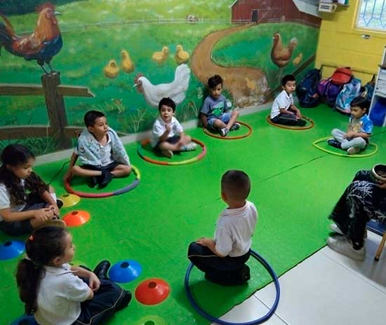 CENTRO EDUCATIVO POLLITOS