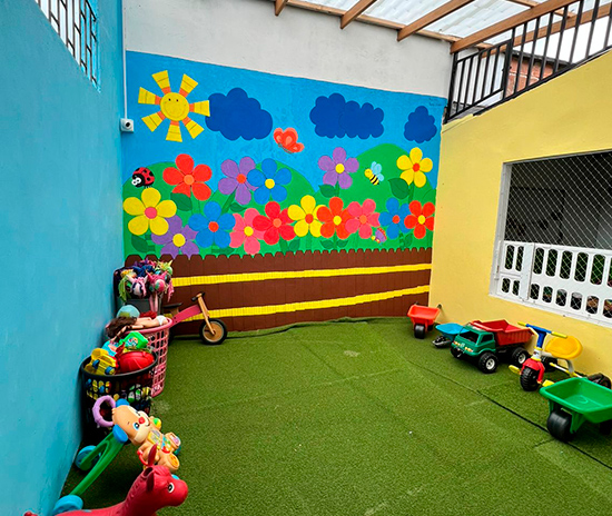 CENTRO DE DESARROLLO INFANTIL NIKOLANDIA