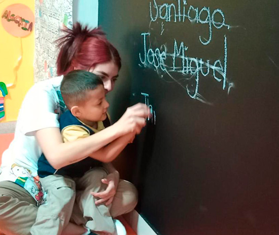 CENTRO EDUCATIVO SUEÑOS Y SONRISAS