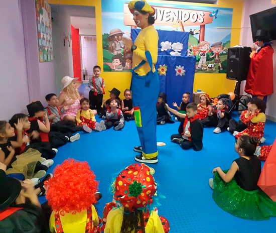 CENTRO EDUCATIVO SUEÑOS Y SONRISAS