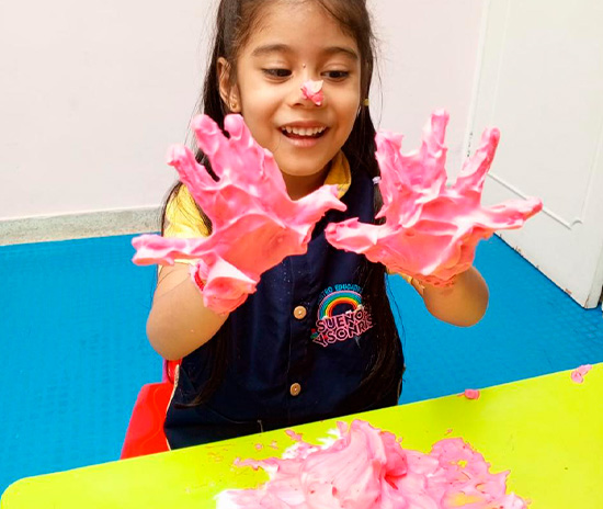 CENTRO EDUCATIVO SUEÑOS Y SONRISAS