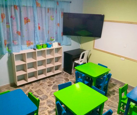 PREESCOLAR MY LITTLE WORLD CABAÑAS