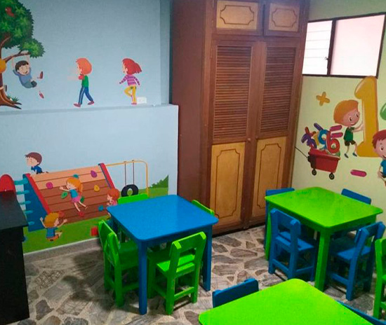 PREESCOLAR MY LITTLE WORLD CABAÑAS