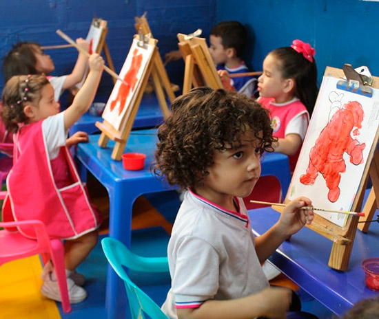 CENTRO EDUCATIVO NUBES DE COLORES