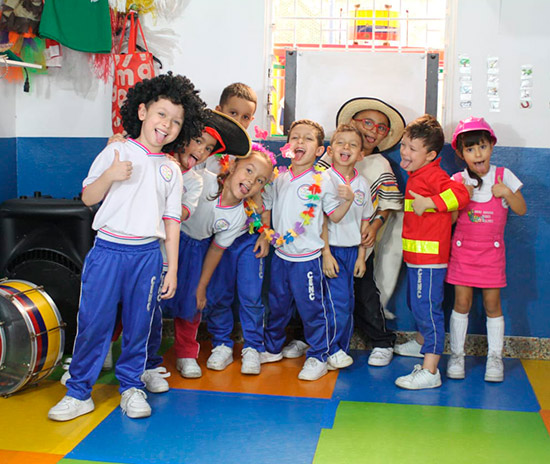 CENTRO EDUCATIVO NUBES DE COLORES