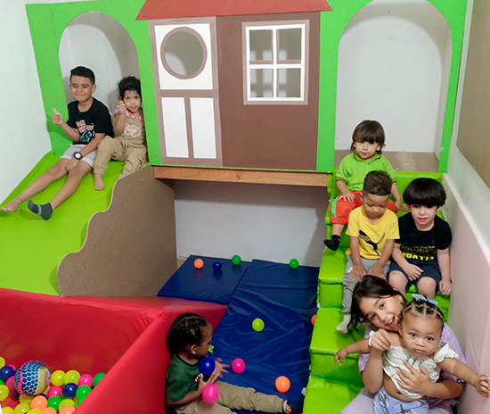 CENTRO INTEGRAL SEMILLAS DE COLORES