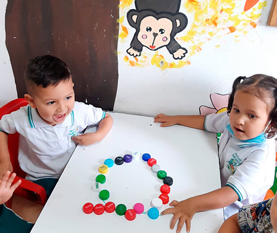  PASITOS TRAVIESOS CENTRO EDUCATIVO 