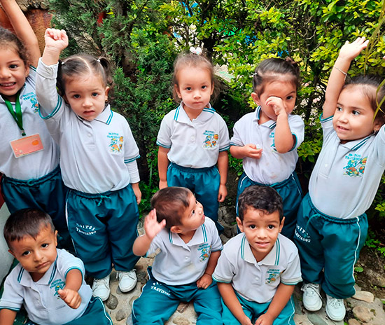  PASITOS TRAVIESOS CENTRO EDUCATIVO 