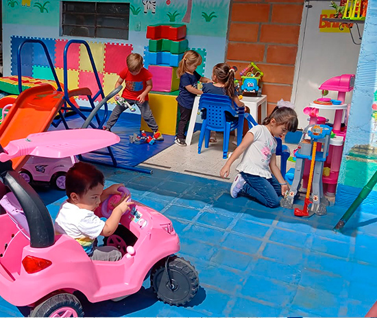 JARDÍN INFANTIL LA TATA