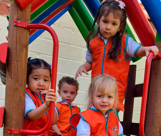 PELÍCANOS CENTRO EDUCATIVO 