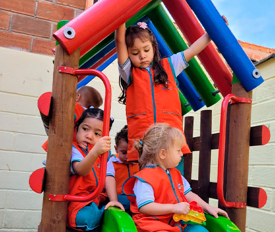 PELÍCANOS CENTRO EDUCATIVO 